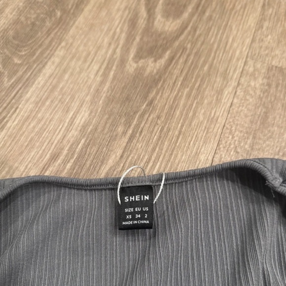 SHEIN Gray Ribbed Tank Top - Picture 4 of 4